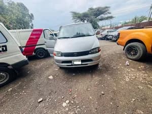 Toyota Hiace 2001 2LT