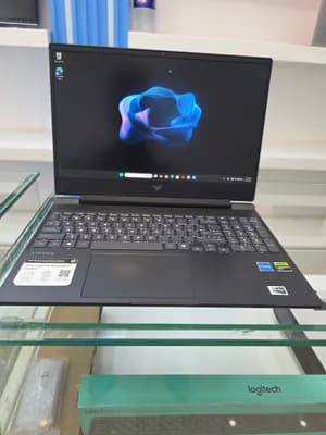 HP Victus 15 RTX 4050