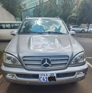 Mercedes Benz ML350