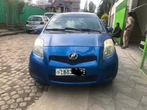 Yaris Compact 2010