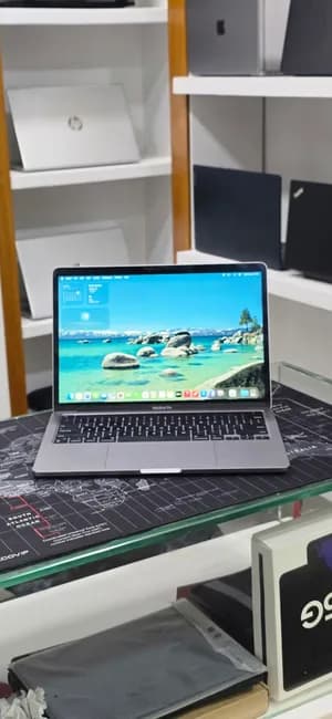 Apple MacBook Pro 13-inch 16GB 512GB