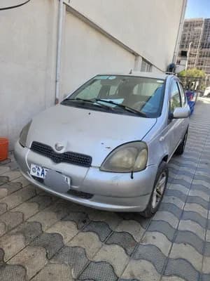 Toyota Vitz 2001 REAL