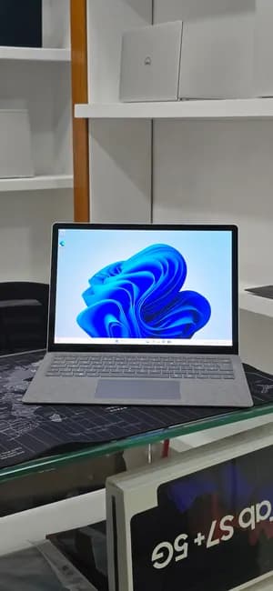 Microsoft Surface latop 3 Touch Screen 16 512SSD