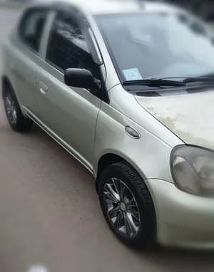 Toyota Vitz Yaris 2003