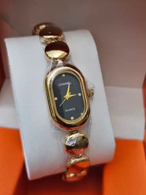 Square dial ladies watches