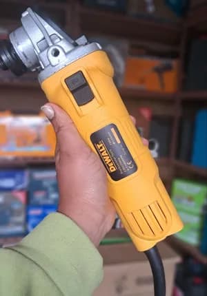 ዲዋልት ግራይደር 1600W