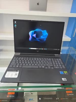 HP Victus 15 RTX 4050