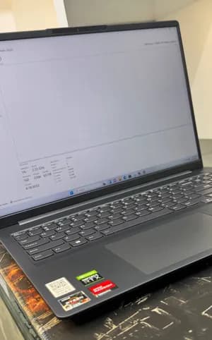 Lenovo Ideapad 16” 16GB RAM 512GB SSD