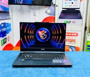 MSI Cyborg 15 A12UCX 16GB 512GB 144Hz