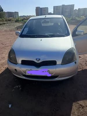 Toyota Vitz 2001 1000cc used