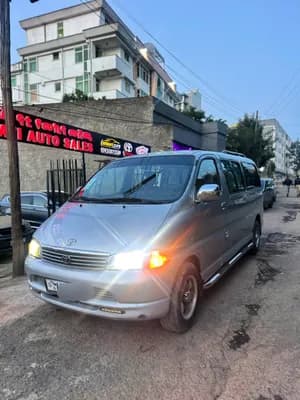 Toyota D4D Dolphin 2004