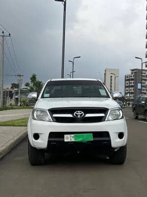 Toyota Hilux Double Cap 2006 Brand New