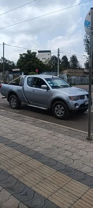 Mitsubishi L200 2008
