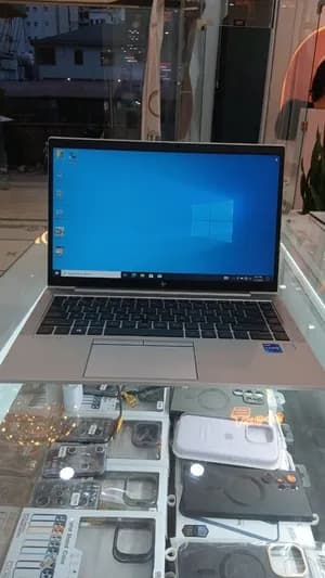 HP ELITEBOO 840 G8 16GB 512GB New