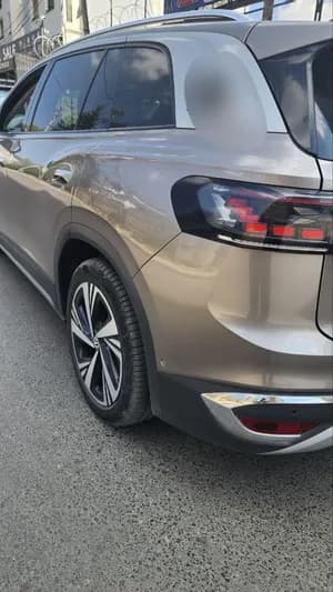 Volkswagen ID.6 crozz pro 2023