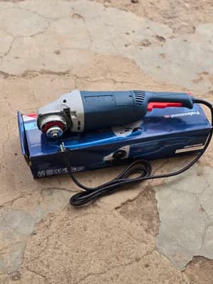 ቦሽ ግራይደር 2400w