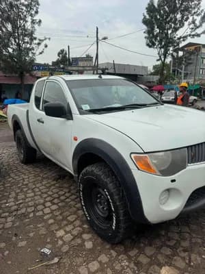 Mitsubishi L200 2008 Manual