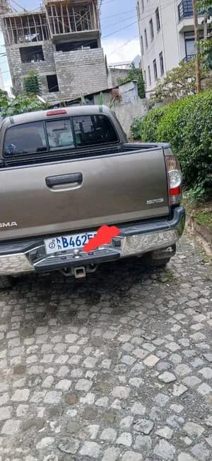 Toyota Tacoma 2015 4WD Automatic Full Option